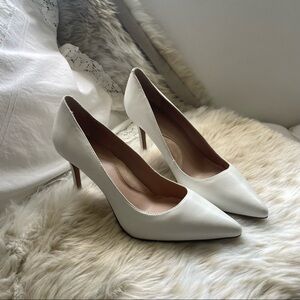 Banana Republic Madison 12-Hour Pumps